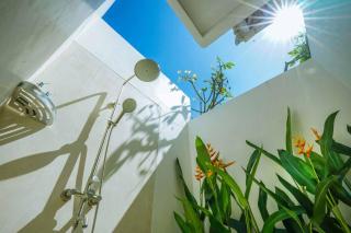 Villa Vaimala 4BR Pool Tropical Home Seminyak - 5
