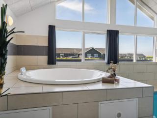 Luxury Beach House with Pool - By Traum Ferienwohnungen - Bogense - 4