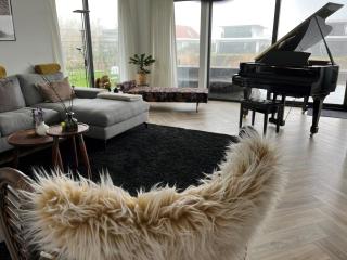 Luxury villa on the waterfront with jetty - 1