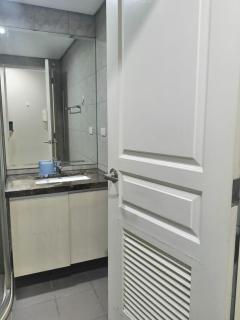 BS1016 Monarch Parksuites - 2