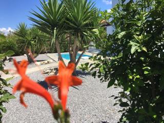 Cozy Villa with Pool and Parasol in Kirianna - Kiriánna - 2