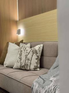RED LUXE HAVEN Comfy stay, Netflix and Fast WiFi Ready - Manila - 6