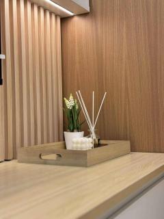 RED LUXE HAVEN Comfy stay, Netflix and Fast WiFi Ready - Manila - 2