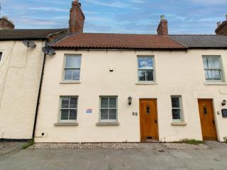 Pass the Keys Stylish 3Bed Cottage in West Auckland 2 Bath - 0