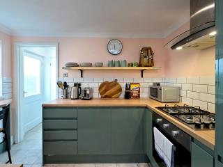 Stylish 1-Bed Flat w Garden in Leafy Pontcanna Pass the Keys - Cardiff - 8