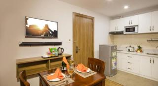 Maple Leaf Hotel & Apartment - 4