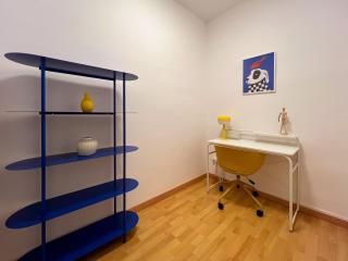 Stay U-nique Apartments Urgell - 1