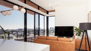 Maroochydore Penthouse - Stunning Views- 2Carparks - Maroochydore - 9