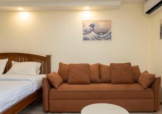 Studio with Workdesk near Nimman Old City - 2