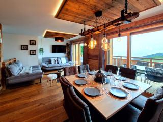 NEW ! HOLY COW - LES GETS - Proche pistes et centre - Souplex Design 4 chambres - 10 personnes - Idéal 8 personnes - 8