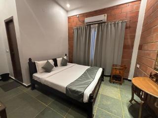 Satwa Courtyard by MagoStays - 4BR Pool Farmhouse - 6