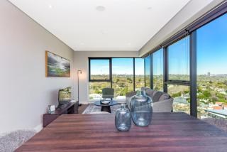 The Park Central Residence - WITH GENERATOR - Johannesburg - 9