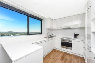 The Park Central Residence - WITH GENERATOR - Johannesburg - 6