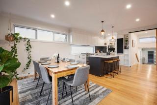 The Yarraview - 1
