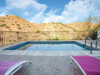 Sunny Solarium Holiday Home - 7
