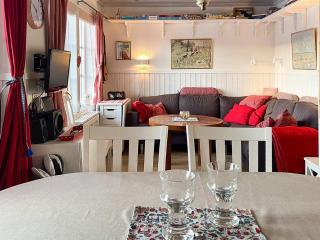 5 person holiday home in TEGEFJÄLL - Ängena - 1