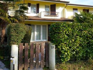 Nice villa in Porto Santa Margherita with garden - 2