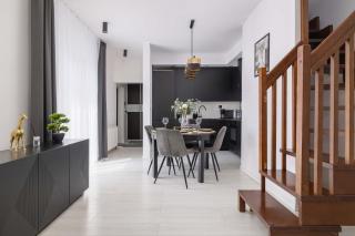Spacious Apartment in Wieliczka with AC & Parking - Wieliczka - 5