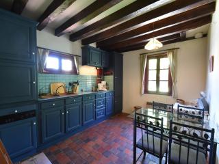 Holiday Home in Saint-Maurice with Garden BBQ - Fontainejean - 6