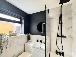 Garden, Free Parking, Smart TV, Self Check in - 6