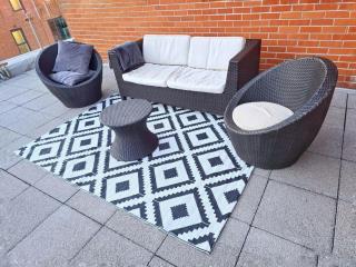 Sky View Balcony Suite - Parking & Panoramic Views - Leeds - 8