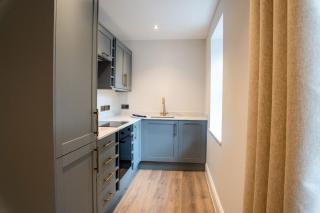 Cosy 1BR Flat- private parking - Newport - 6