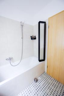 Charmante Wohnung, ruhig - nahe S-Bahn - salt apartments - Halle an der Saale - 3