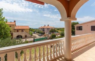 Four-Bedroom Apartment With Sea View In Vodnjan - Vodnjan - 2