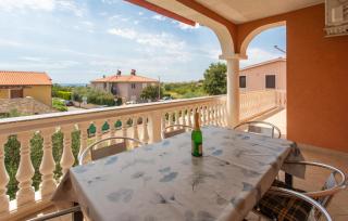 Four-Bedroom Apartment With Sea View In Vodnjan - Vodnjan - 3