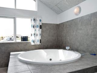 Luxury Pool Villa by Sea - By Traum Ferienwohnungen - 7