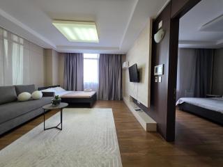 206 Luxury Апартаменты с шикарным видом на Мечеть Хазрет Султан,2х комн с 2-мя кроватями и раскладным диваном,2 санузла - 5