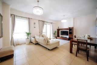 Top Holiday Location - Walk to Beach - Free Pool & Gym - 3