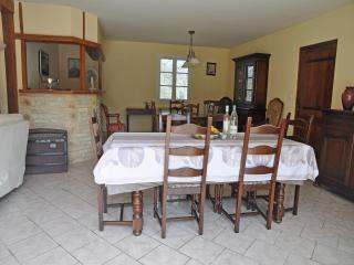 Apartment in France near Scenic Landmarks - Estang - 2