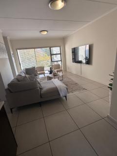 Greenstone ridge - 4