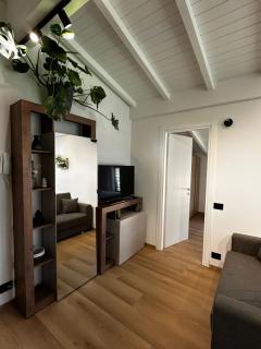 Como's Hill Apartment - Foresta - Lipomo - 3