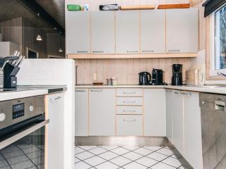 10 person holiday home in Glesborg-By Traum - Fjellerup Strand - 3