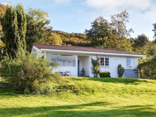 Family Oasis with Lake View-By Traum - Ålesund - 4