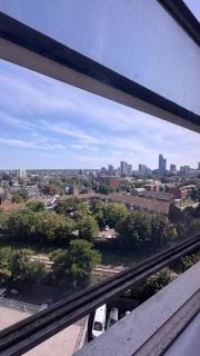 Escape Haven Sleeps 4 in Croydon - 8