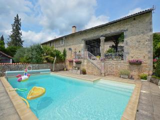 Holiday Home in Charente with Pool - 0