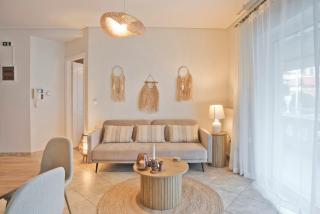 Modern Beach Retreat 2BR in Coastal Palaio Faliro - Atene - 1