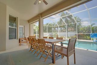 Sunny Days - Spacious Villa with Saltwater Heated Pool 4 bedroom 2 bathroom - 9