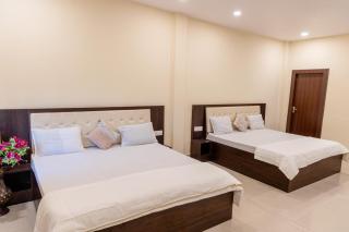 Hotel Amrit Vatika - 6