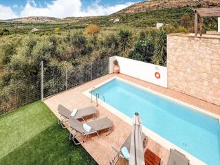 Villa in Kalamitsi near White Mountains - 2
