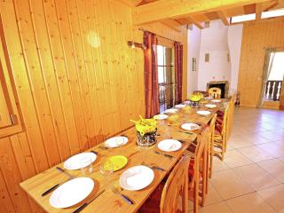 Chalet in Les Quatre Vallees near Ski Lift - La Tzoumaz - 4