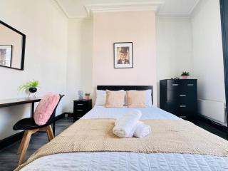 Pembroke Place Private Room 3 - 7