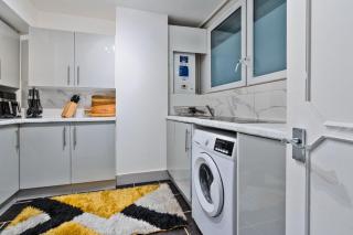 Central London Base 3BR Sleeps 8 Family Friendly - 6