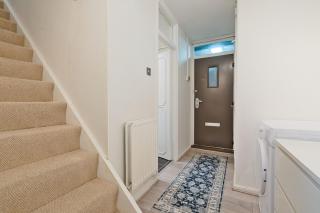 Central London Base 3BR Sleeps 8 Family Friendly - Londra - 6