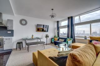 Opulent Skyline Stays - Manchester - 0