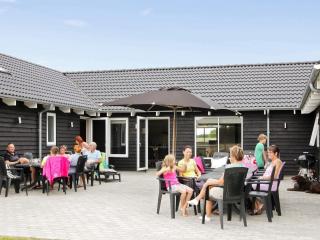 Luxury Retreat with Pool - By Traum Ferienwohnungen - 6
