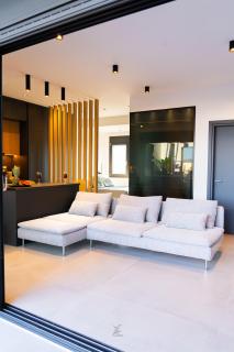 The Modern - Eleusis - 9